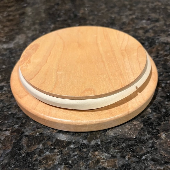 Lenox Poppies On Blue large canister with lid. - Picture 6 of 6